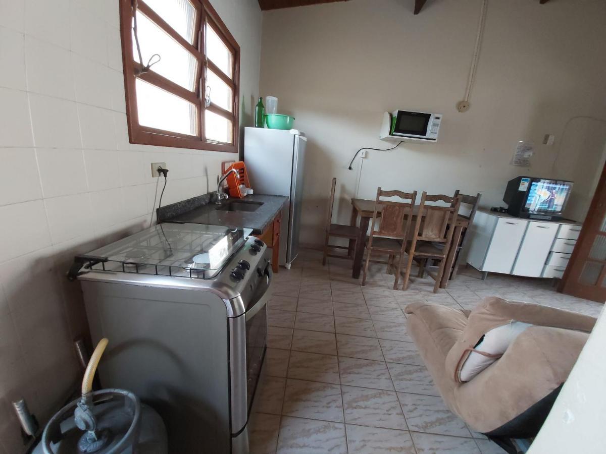 הוילה אובטובה 0006.03 - Maranduba - Chale - 1 Dorm - 5 Pess - 3 Quadras Do Mar - Piscina Coletiva - Wifi מראה חיצוני תמונה