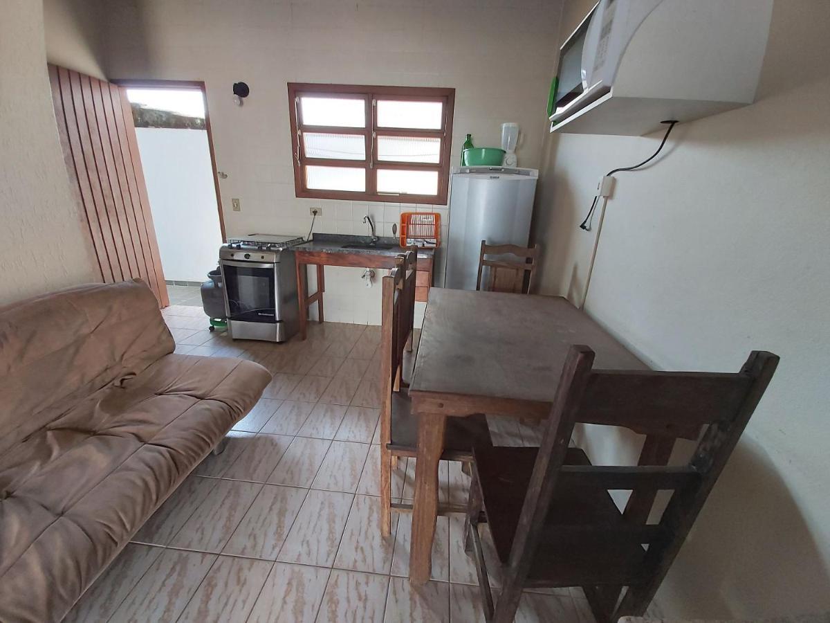 הוילה אובטובה 0006.03 - Maranduba - Chale - 1 Dorm - 5 Pess - 3 Quadras Do Mar - Piscina Coletiva - Wifi מראה חיצוני תמונה