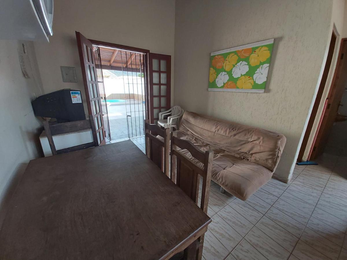 הוילה אובטובה 0006.03 - Maranduba - Chale - 1 Dorm - 5 Pess - 3 Quadras Do Mar - Piscina Coletiva - Wifi מראה חיצוני תמונה