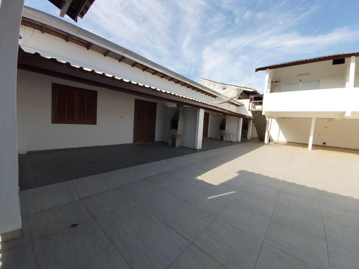 הוילה אובטובה 0006.03 - Maranduba - Chale - 1 Dorm - 5 Pess - 3 Quadras Do Mar - Piscina Coletiva - Wifi מראה חיצוני תמונה